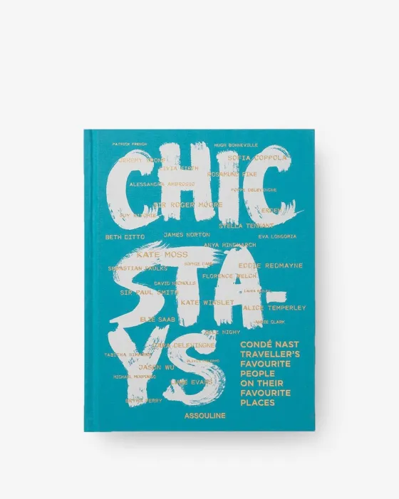 Clearance Chic Stays Classics