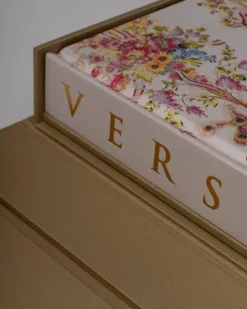 Outlet Versailles: From Louis Xiv To Jeff Koons Ultimates